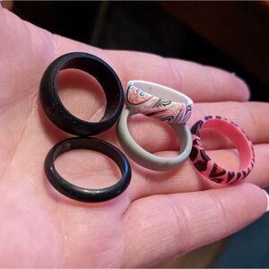 Lot of five different unique rubber band rings